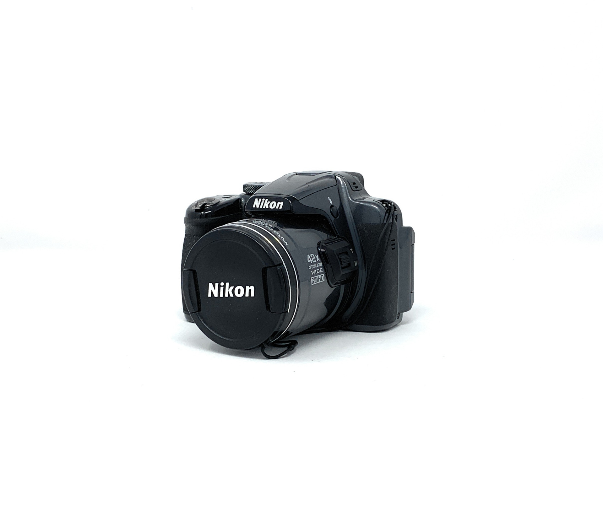 Nikon Coolpix P520 Bridge Camera – Silver USED – Acceptable – Buy