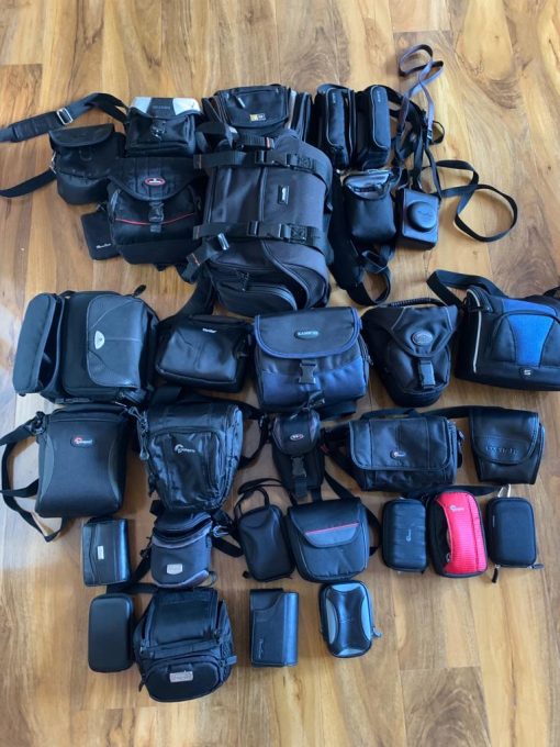 30 Camera bags/cases bulk Job Lowepro, Canon, Nikon, Lumix etc.