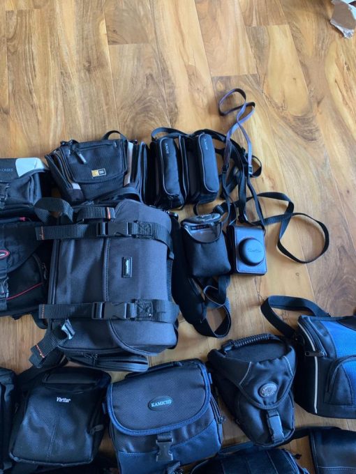 30 Camera bags/cases bulk Job Lowepro, Canon, Nikon, Lumix etc. - Image 3