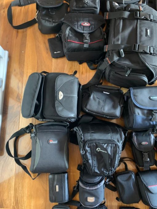 30 Camera bags/cases bulk Job Lowepro, Canon, Nikon, Lumix etc. - Image 4