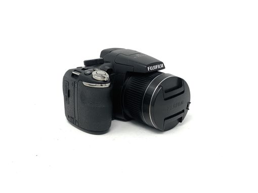 Fujifilm FinePix S3300 - Image 2