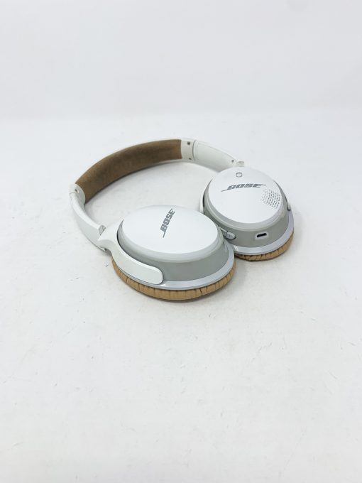 Bose SoundLink Around-Ear Wireless Headphones II White - Image 3