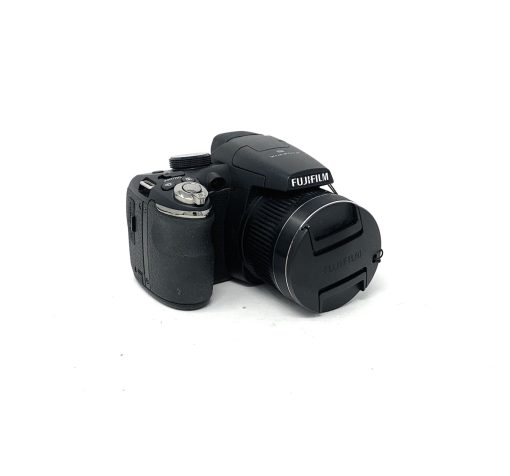 Fujifilm FinePix S3300 - Image 2