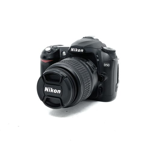 Nikon D50 DSLR Camera with AF-S Zoom Nikon 18-55mm Lens