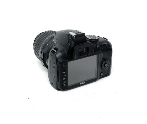 Nikon D3000 DSLR Camera with 18-55mm VR Lens Kit - Image 3