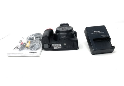 Nikon D5500 DSLR Camera Body Only Black - Image 5