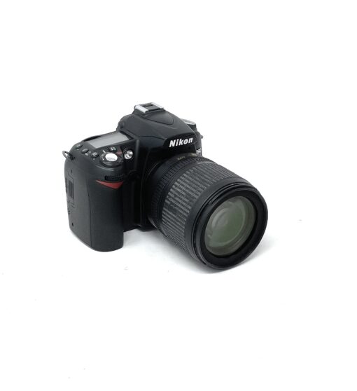 Nikon D90 DSLR Camera with 18-105mm VR Lens - Image 2