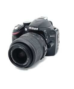 D3200