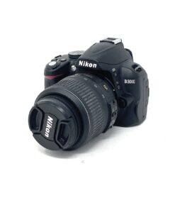 Nikon D3000 DSLR Camera with 18-55mm VR Lens Kit