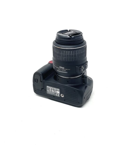 Nikon D3000 DSLR Camera with 18-55mm VR Lens Kit - Image 5