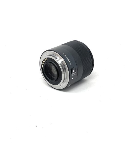 Canon EF-M 32mm f/1.4 STM Lens - Image 5