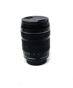 Canon EF-S 18-135mm f/3.5-5.6 IS STM