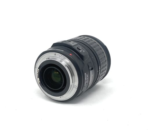 Canon 28-135mm f/3.5-5.6 IS USM - Image 5