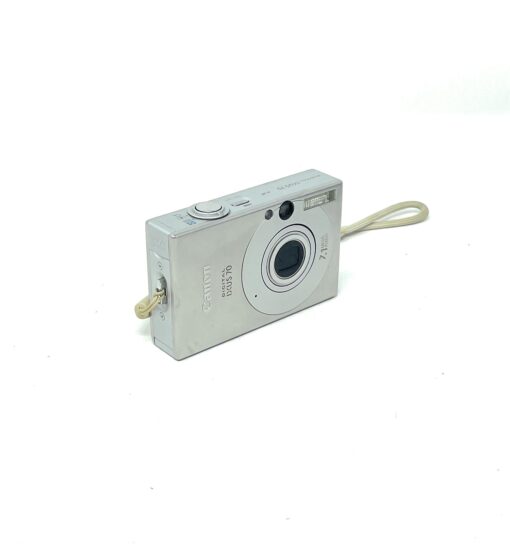 Canon IXUS 70 Compact Camera – Silver - Image 2