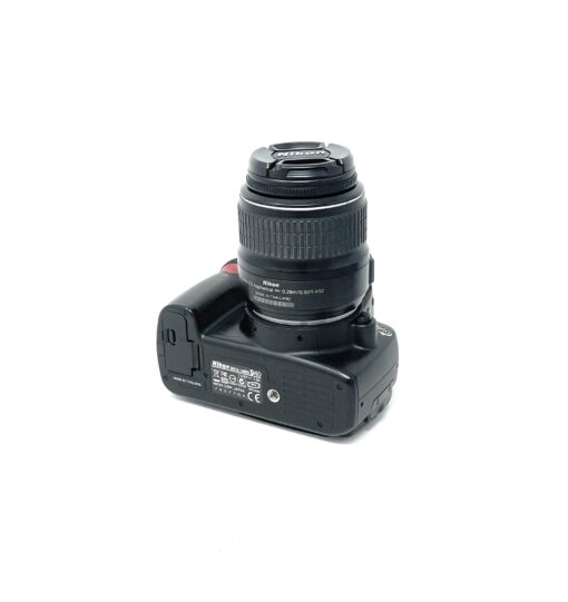 Nikon D40 DSLR Camera with 18-55mm II - Image 5