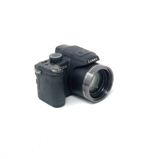 Panasonic Lumix DMC-FZ38 Bridge Camera Black - Image 2