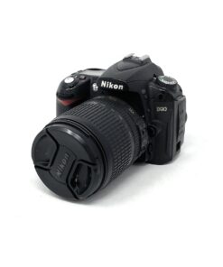 D90 18-105mm