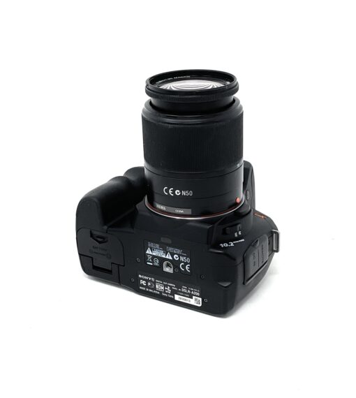 Sony A200 DSLR Camera with DT 18-70mm Lens - Image 5