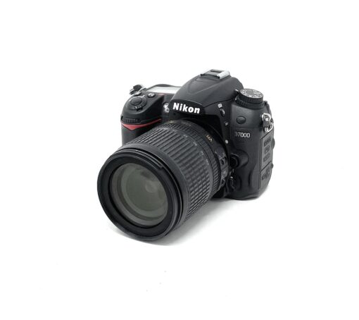 Nikon D7000 DSLR Camera with 18-105 VR - Image 2