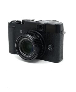 Fujifilm Finepix X10 Compact Camera