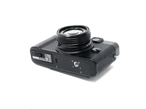 Fujifilm Finepix X10 Compact Camera - Image 5