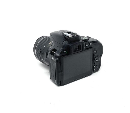 Nikon D5500 with AF-P 18-55 VR - Image 3