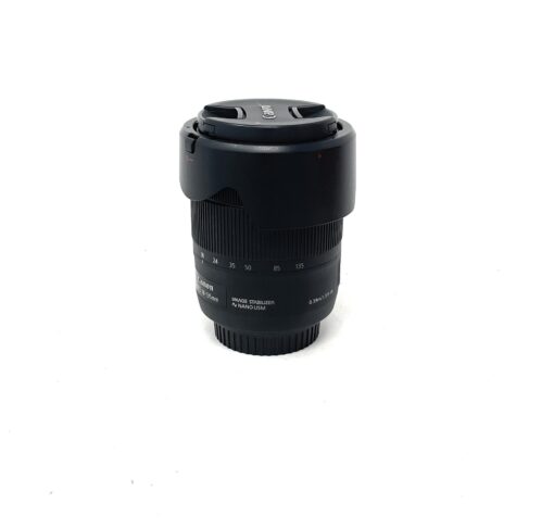 Canon EF-S 18-135mm f3.5-5.6 IS USM