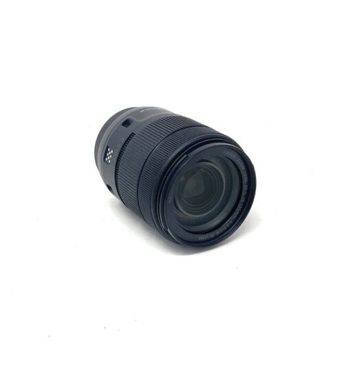 Canon EF-S 18-135mm f3.5-5.6 IS USM - Image 2