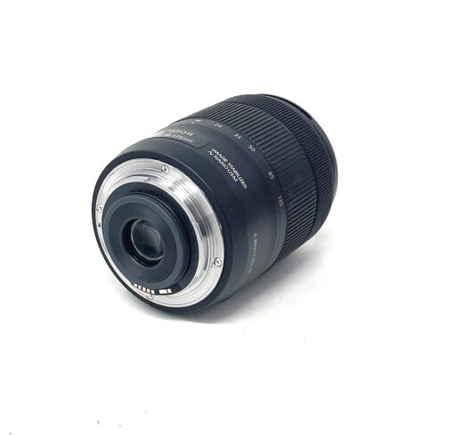 Canon EF-S 18-135mm f3.5-5.6 IS USM - Image 5