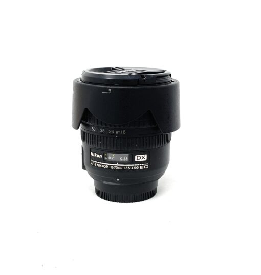 Nikon AF-S DX Zoom-Nikkor 18-70mm 3.5-4.5g Lens