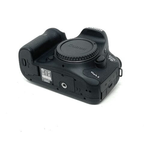 Canon 7D II - Image 5