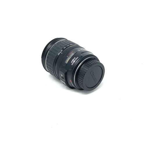 Canon 28-135mm f/3.5-5.6 IS USM - Image 4