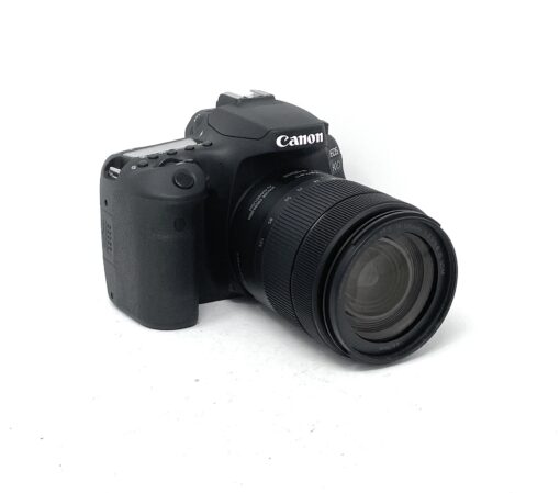 Canon 90D DSLR with 18-135mm f/3.5-5.6 IS Nano USM Lens - Image 2