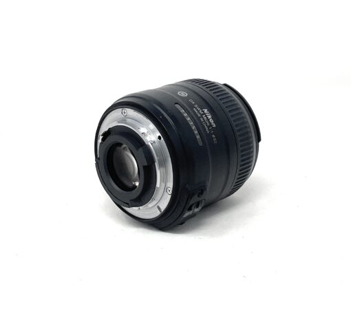 Nikon AF-S DX Micro NIKKOR 40mm f/2.8G Lens - Image 5