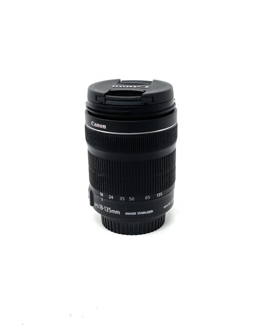 Canon EF-S 18-135mm f/3.5-5.6 IS STM