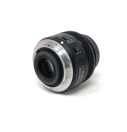 Canon EF-S 35mm f/2.8 Macro IS STM Camera Lens - Image 5